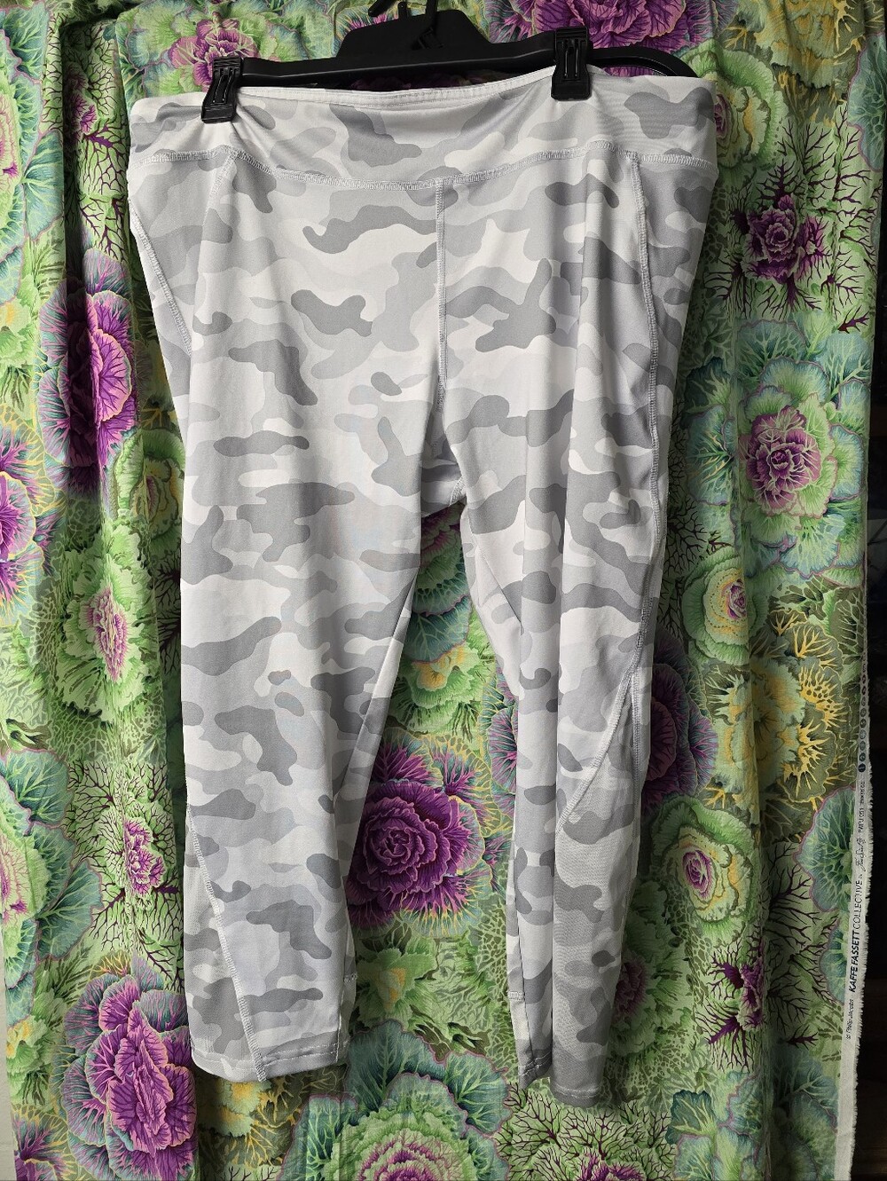 Forever 21+ White & Gray Activewear Leggings Sheer Panel